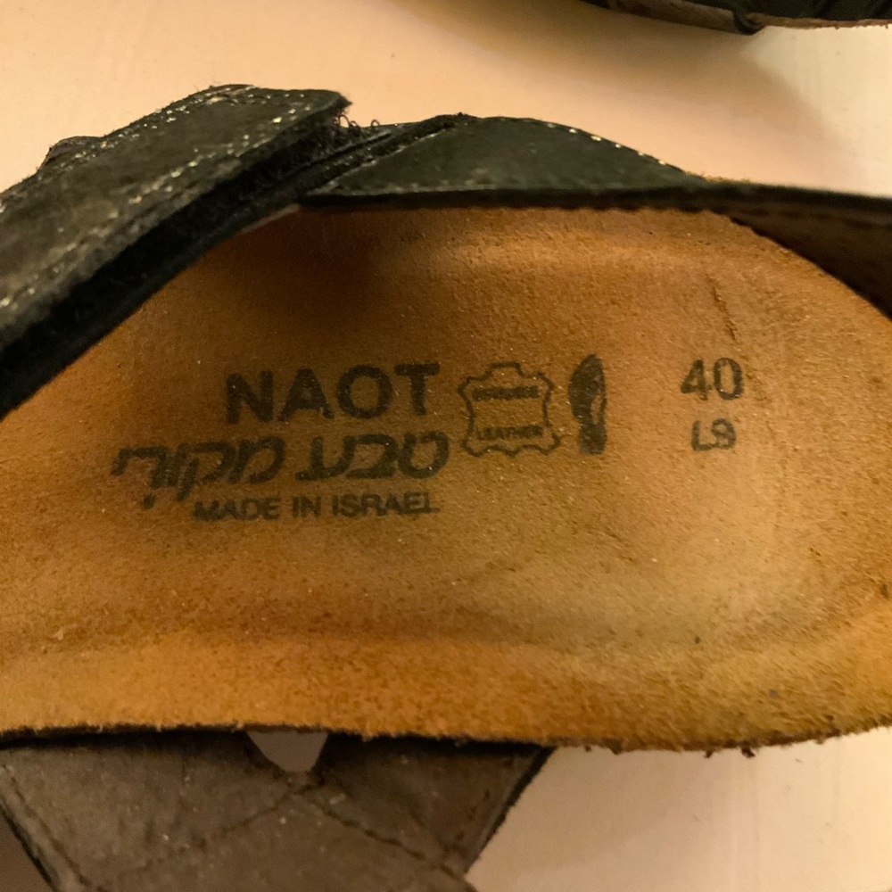 Naot metallic sandals - Picture 5 of 6